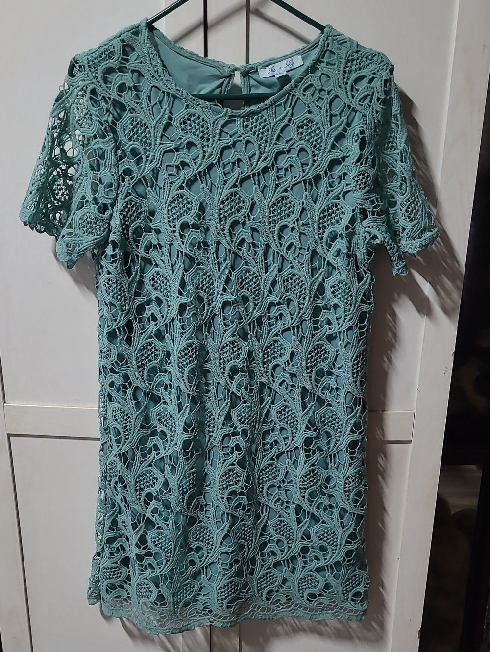 She + Sky Teal Lace Overlay Mini Dress Size Small